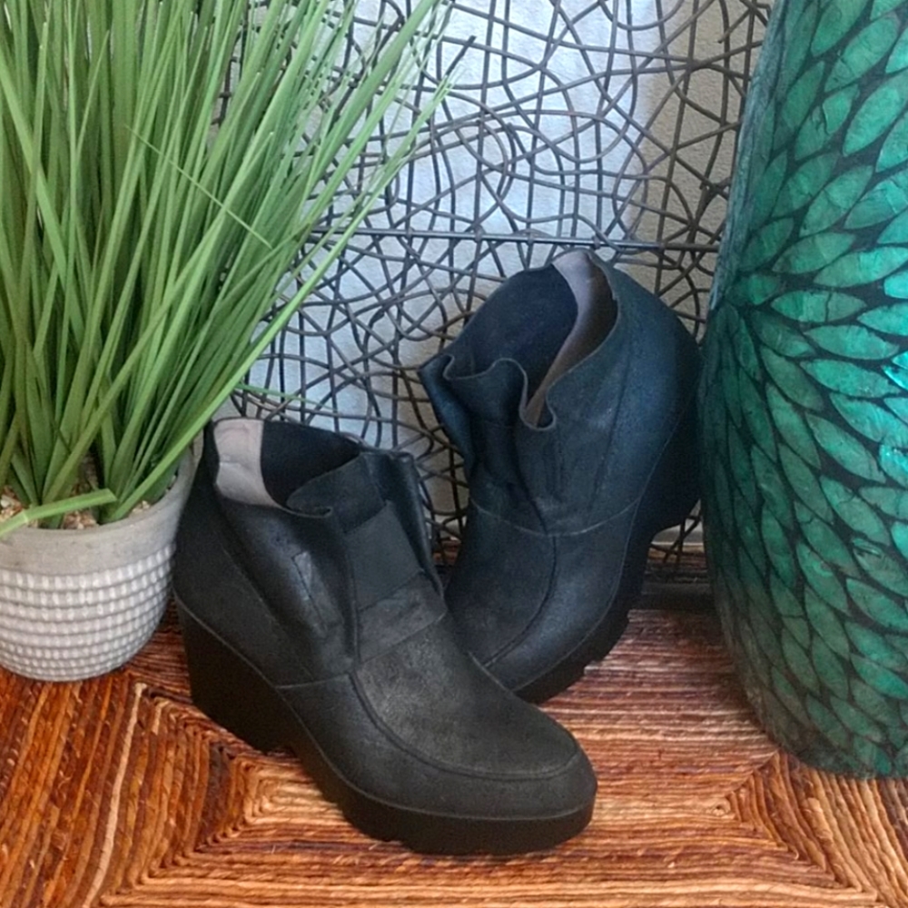 Eileen Fisher Treat Bootie